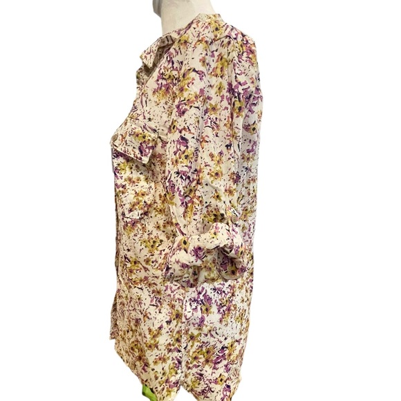 Eddie Bauer. 100% Cotton. Gorgeous 🤩🤩 floral button down. Lightweight - Picture 11 of 15